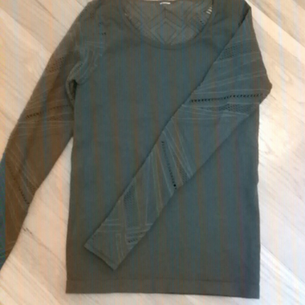 FAbletics seamless top. Olive green. Runs small.